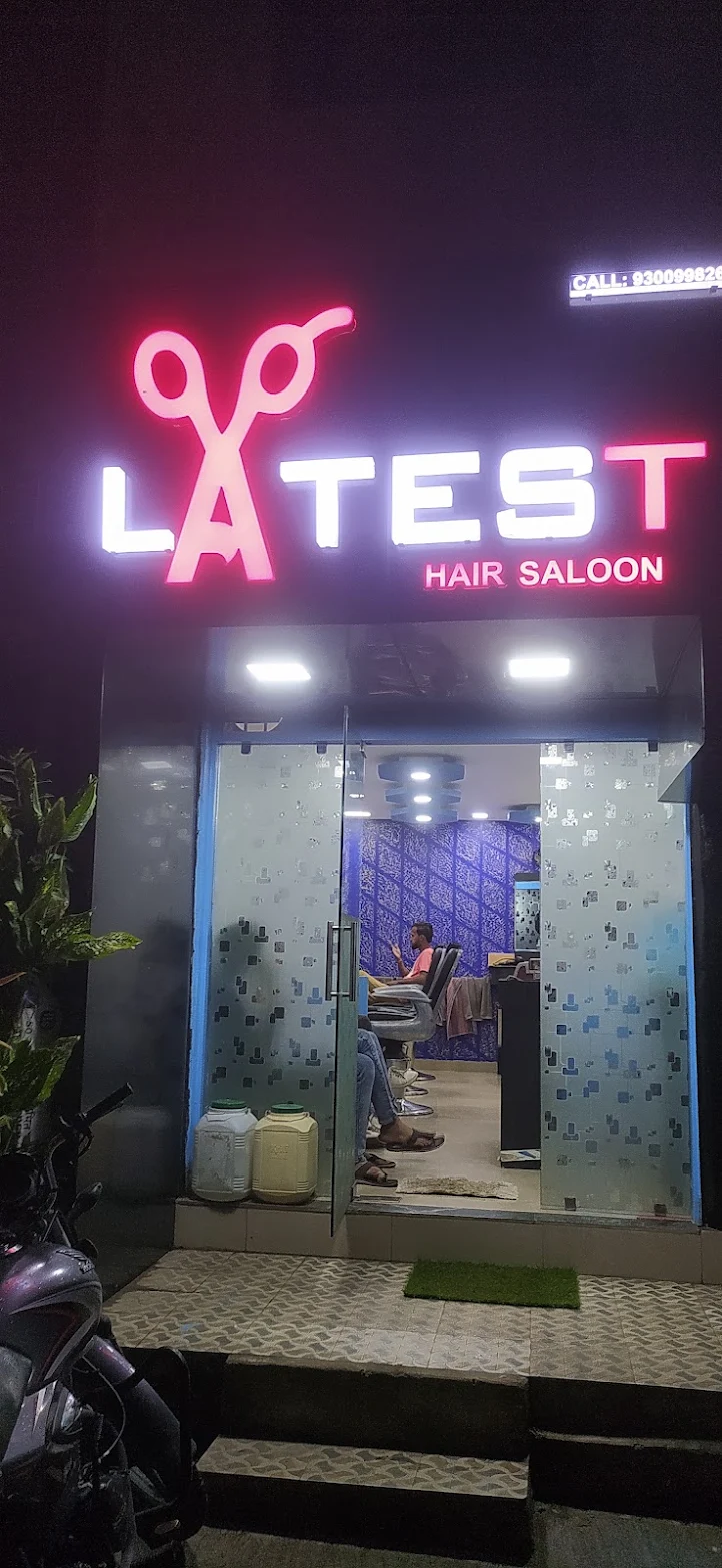 Latest men’s hair salon